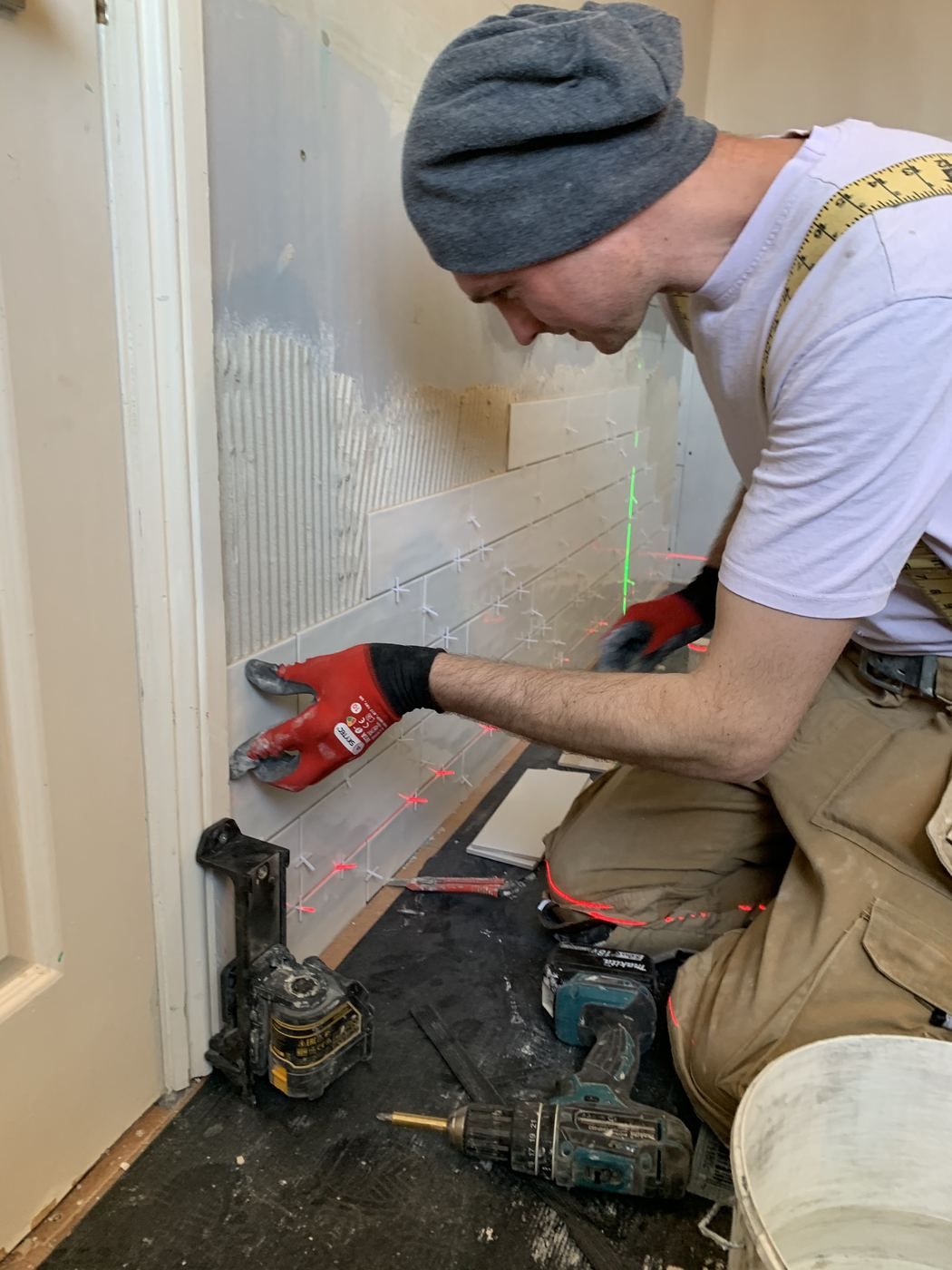 Tiling and final installation — En-suite Bathrooms in London