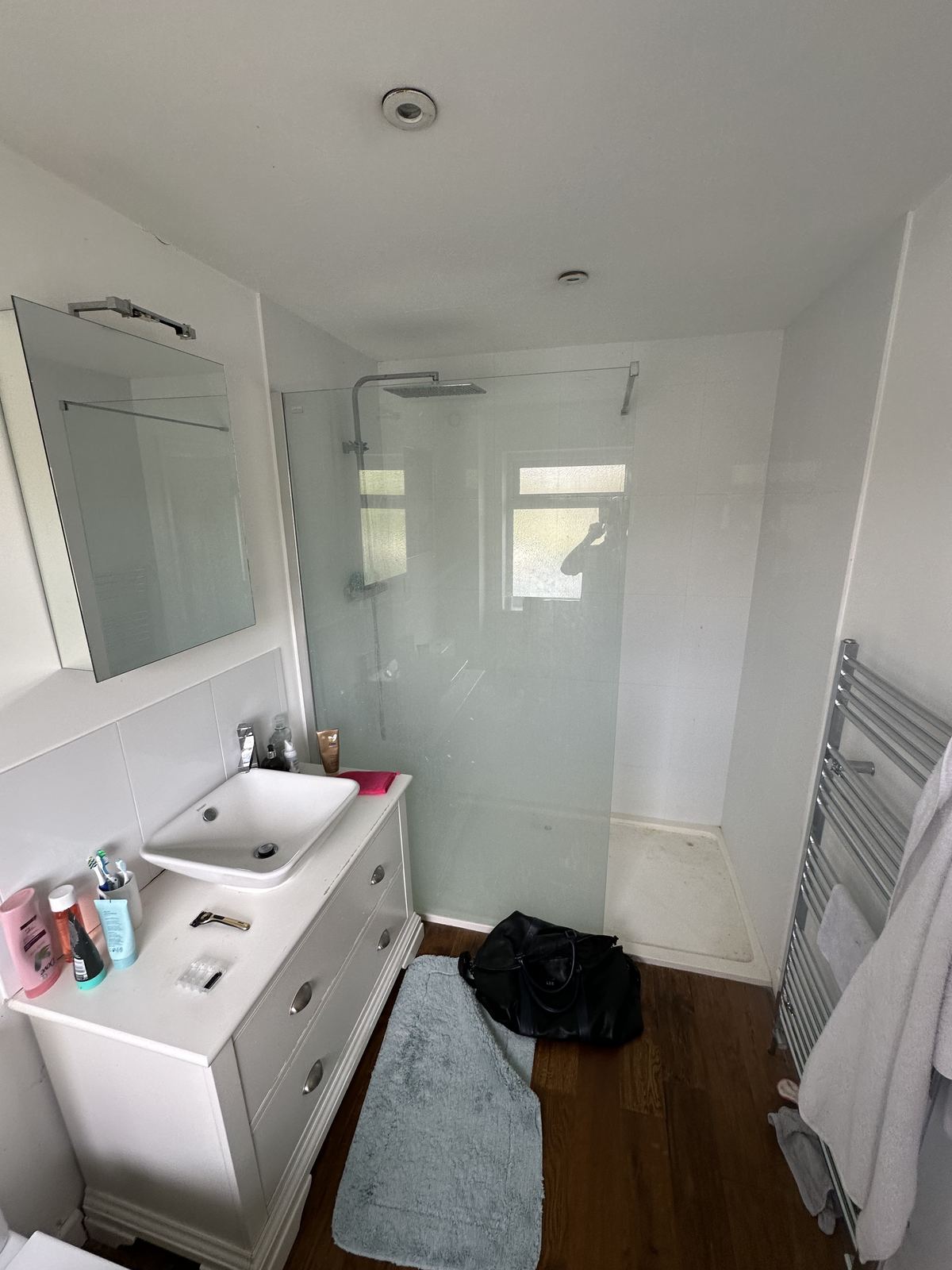 Original room — A Glow Behind the Glass — Shower Room, Reading