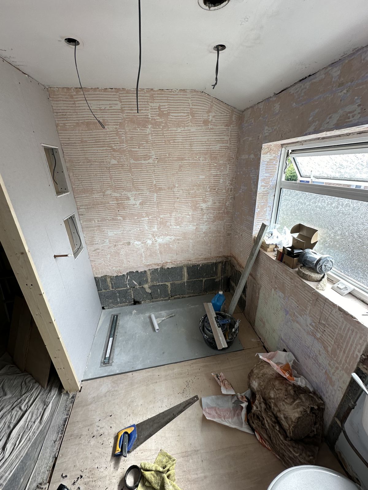 New walls — A Wet Room in Stone — Wet Room, Penn