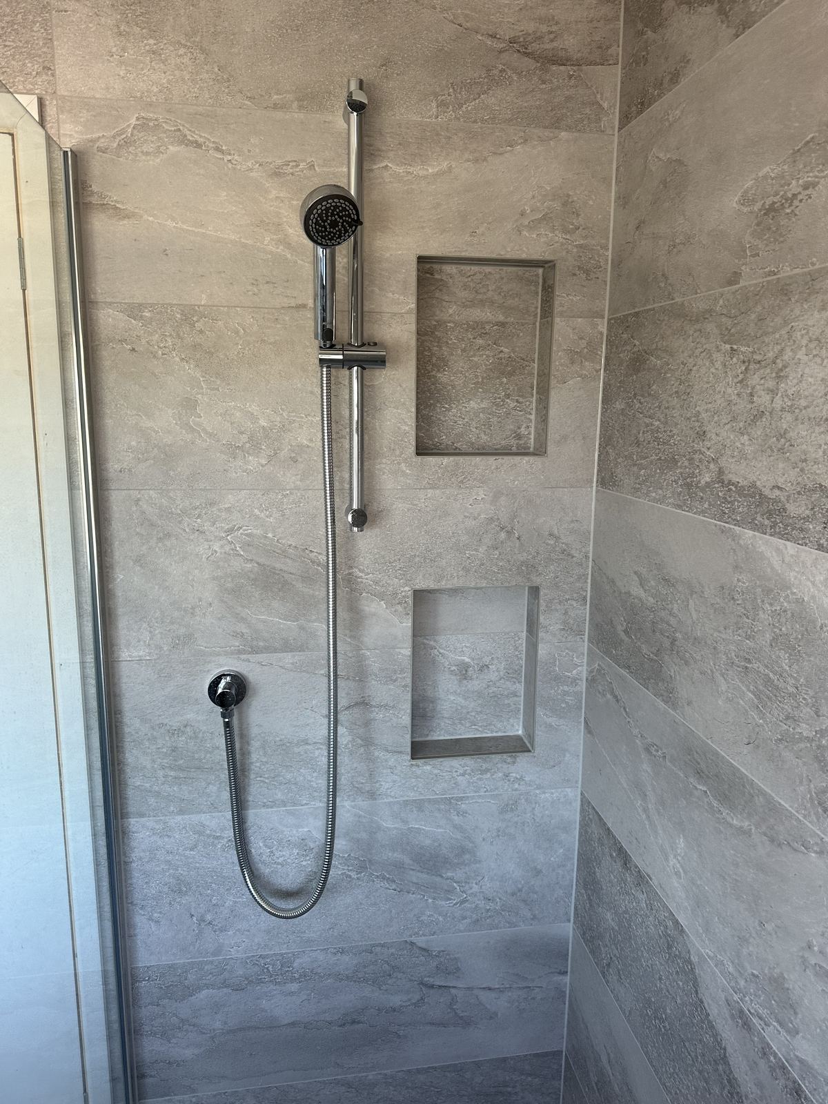 Twin niches — material reference