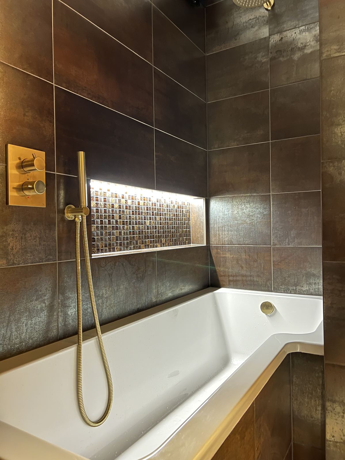 Shower bath — material reference