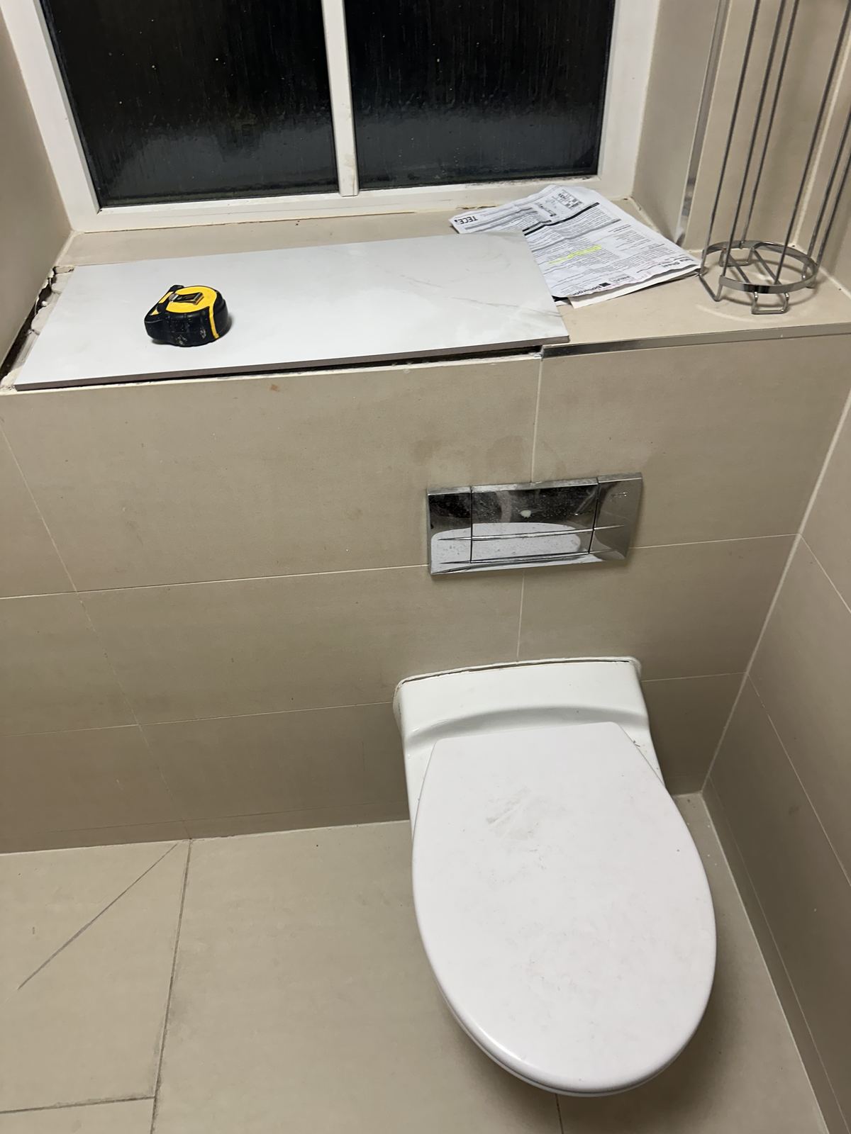 Wall-hung sanitaryware — En-suite Bathrooms in London