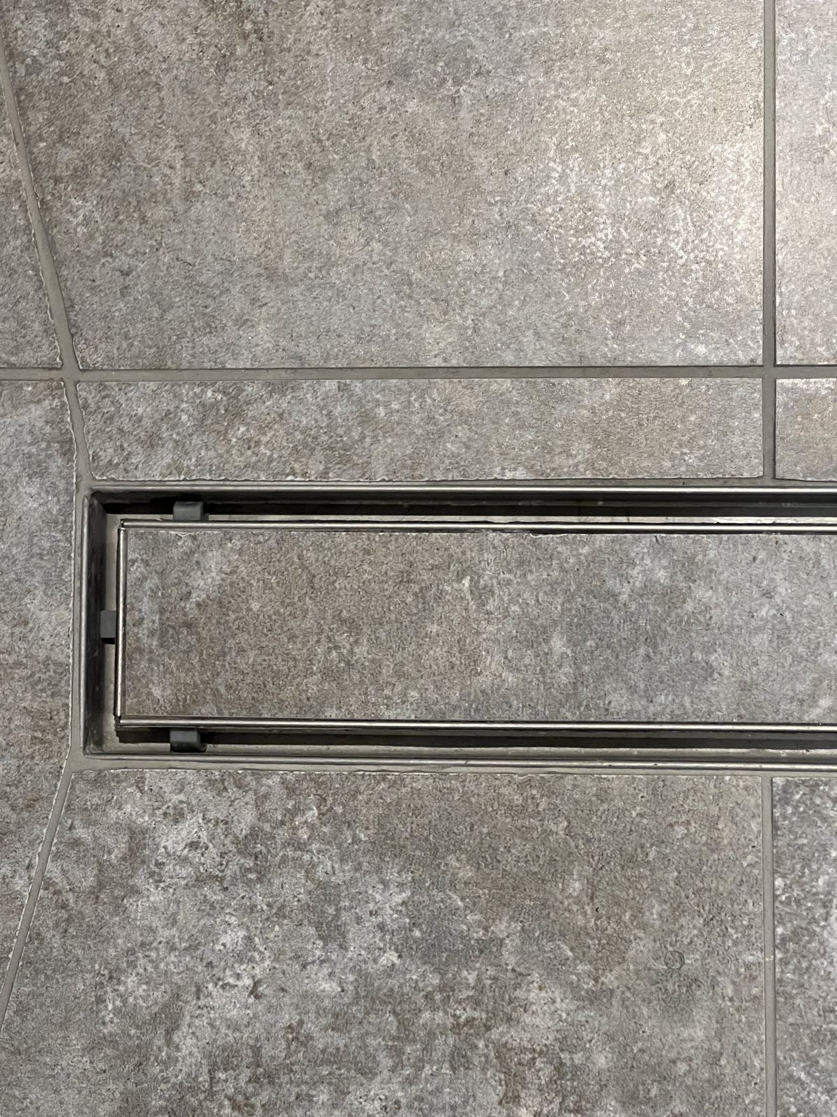 Linear drain — material reference