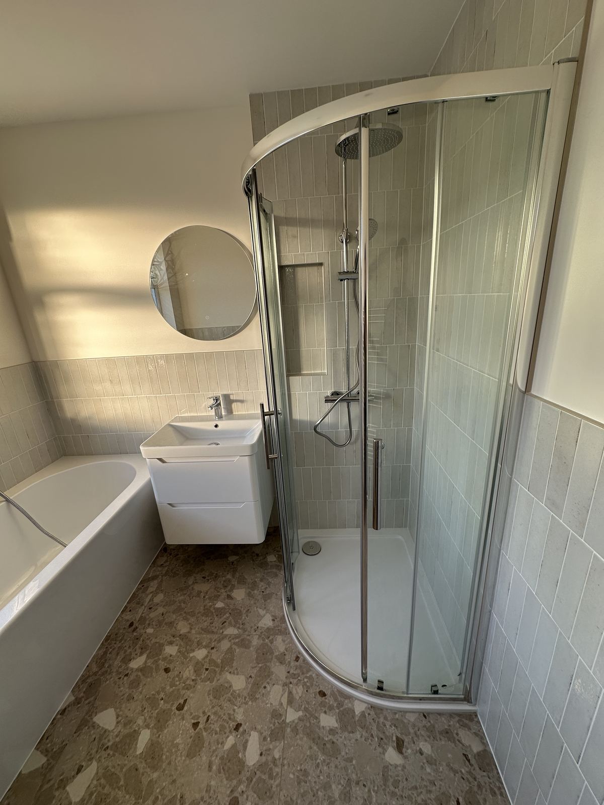 Quadrant shower — material reference